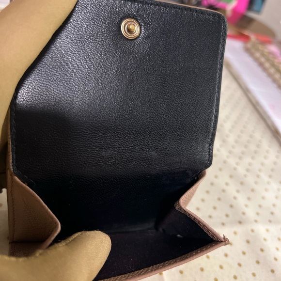 BALENCIAGA Compact leather wallet. - Picture 5 of 16